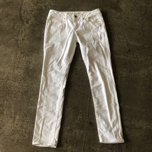 American Eagle White Jeans